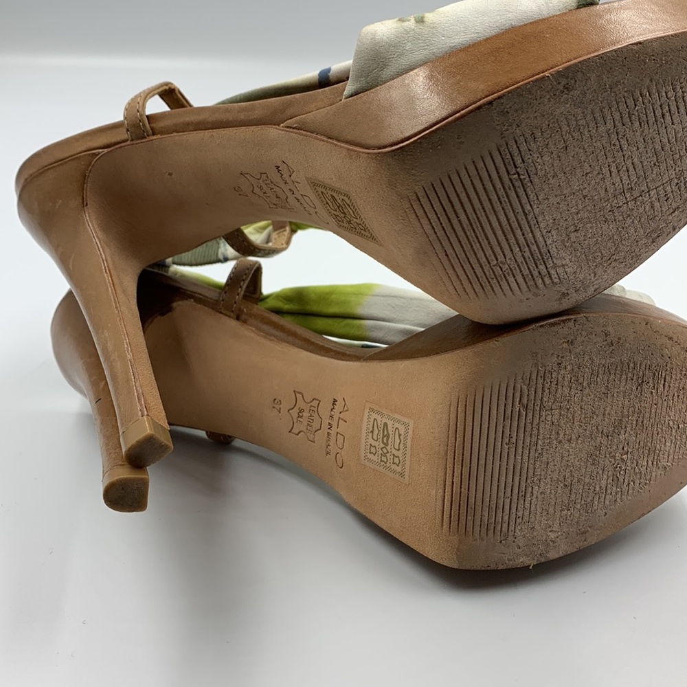 Heeled sandals - Picture 4 of 4